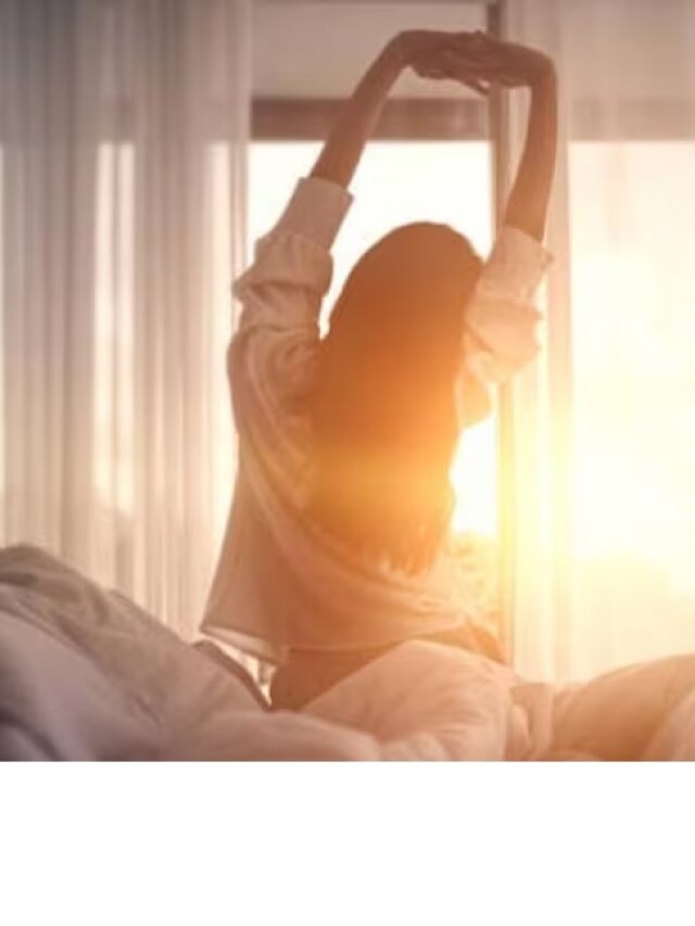 সকালে উঠে এই ৫ কাজ কখনই করবেন না জেনে নিন কী কী