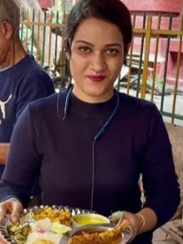 পাইস হোটেল ছেড়ে অভিনয়, সিনেমায় নামছেন নন্দিনীদি