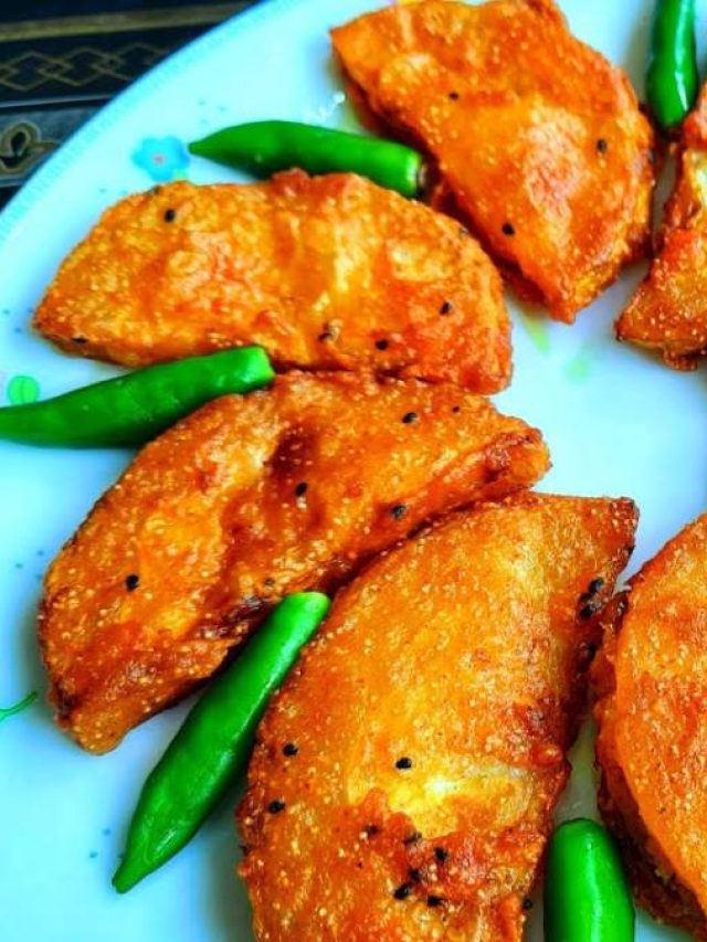 পুজোয় হোক ঠাকুমার পুরভরা চাল কুমড়ো ভাজা, জানুন রেসিপি