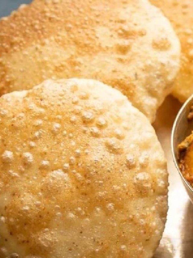 স্বাদ হবে দোকানের মতো, বাড়িতেই বানান রাধাবল্লভী, জানুন রেসিপি (Copy)