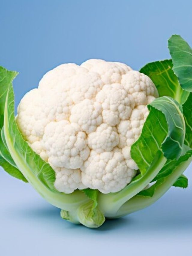 একশো বার ধুইয়েও ফুলকপিতে পোকা থেকে যাচ্ছে? এই সহজ ট্রিকটা শিখে নিন