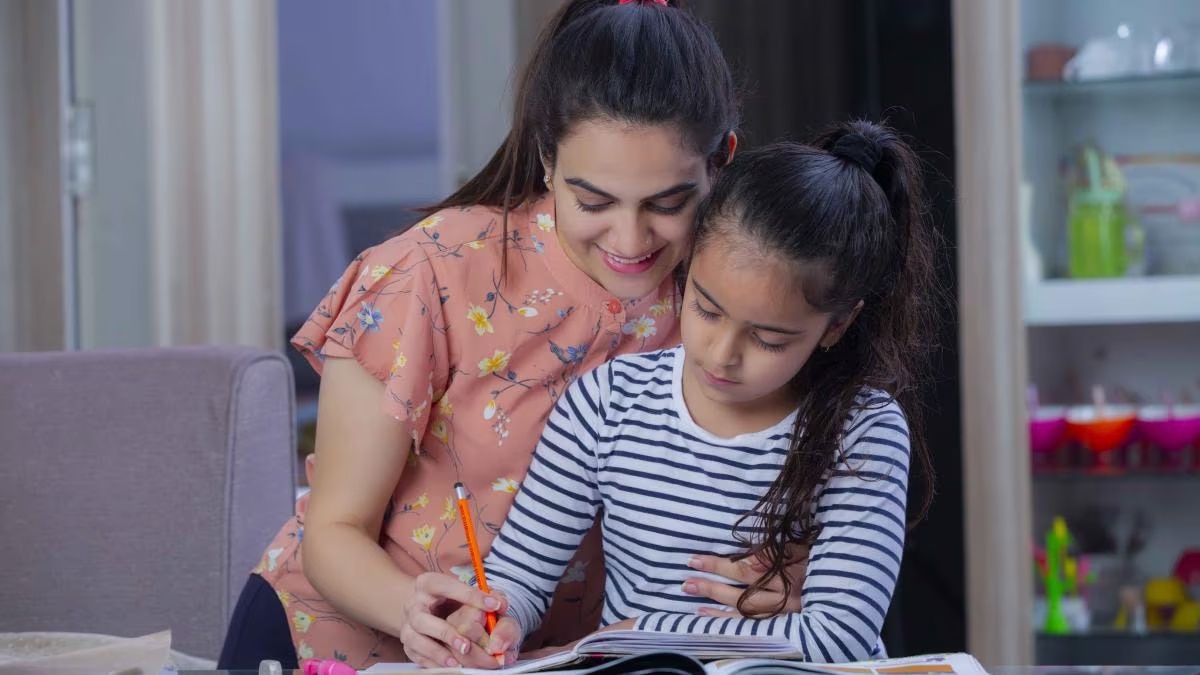 अंतरराष्ट्रीय बालिका दिवस पर बेटी को दें सुकन्या समृद्धि योजना का गिफ्ट, जानिए प्रोसेस