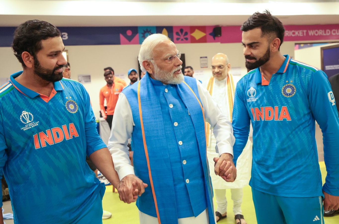 World Cup: PM Modi lifts morale in India dressing room