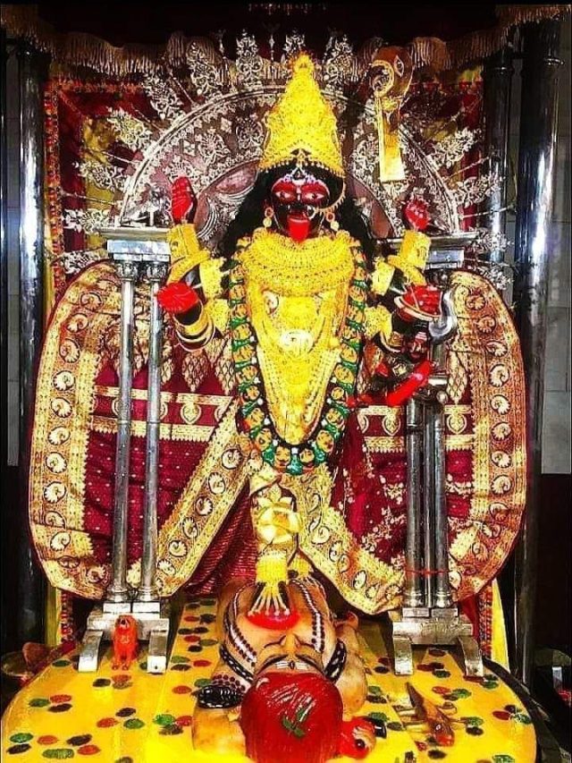 ৯০ শতাংশ লোক জানে না, দক্ষিণেশ্বরের মা কালীর মূর্তি কে গড়েছিলেন?