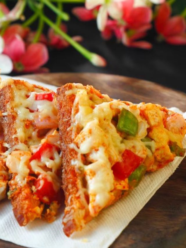 ওভেন ছাড়াই, পাউরুটি দিয়ে পিজ্জার রেসিপি