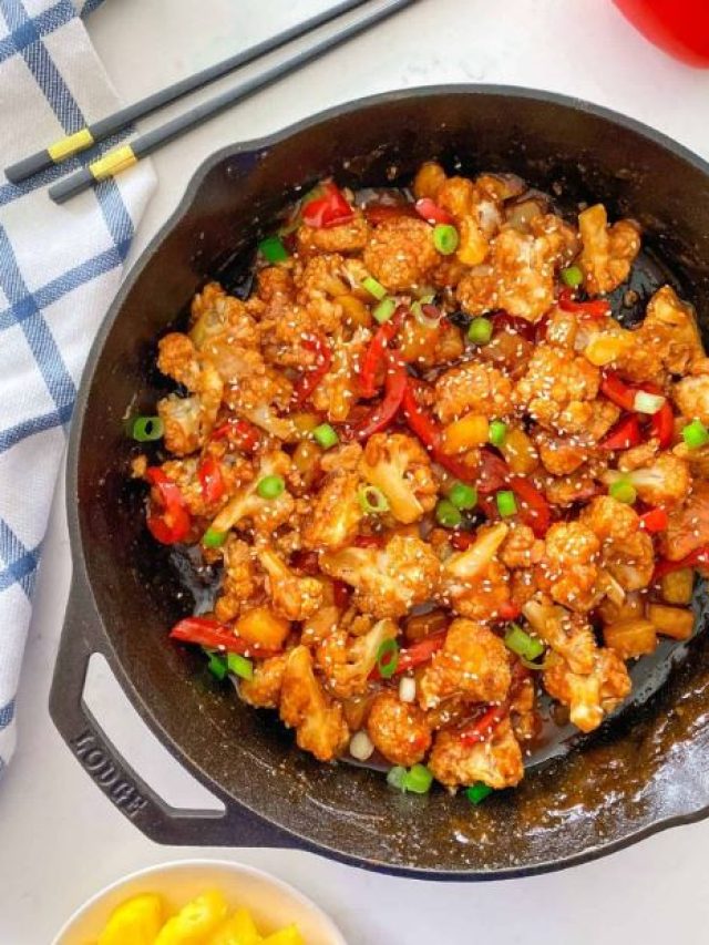 শীতে করুন চিলি-কপি, মাংস ছেড়ে খাবেন! দারুণ টেস্ট