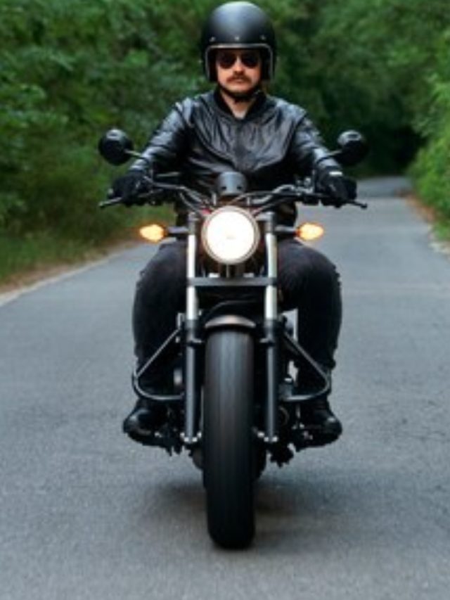 বাইক থামাতে আগে ব্রেক চাপবেন নাকি ক্লাচ? ৯০ শতাংশ লোক জানে না