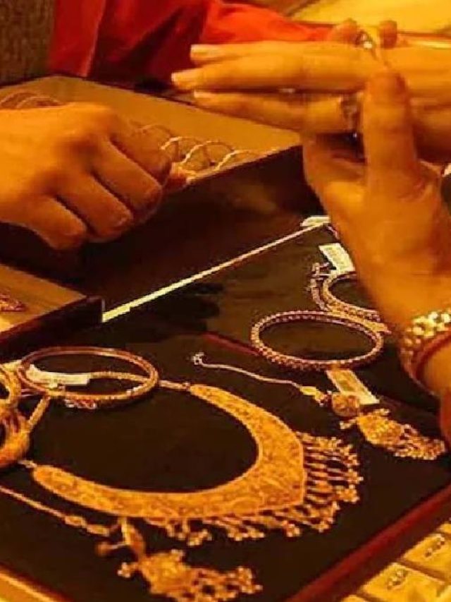 কেনার সময় আসল সোনা কীভাবে চিনবেন ?