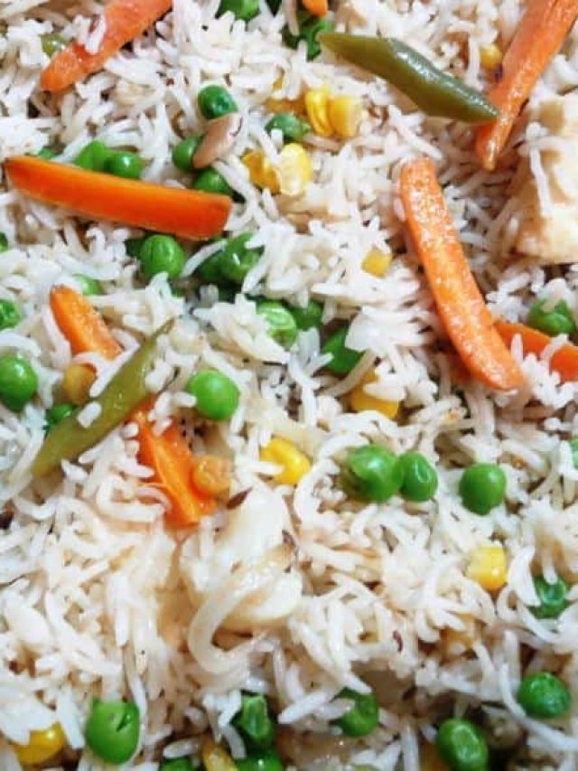 ঝরঝরে সুস্বাদু ও স্বাস্থ্যকর সবজি পোলাও  রাঁধবেন যেভাবে