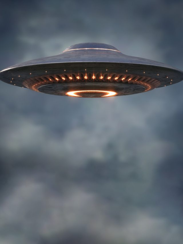 Aliens could be AI machines, not human-like species, asserts renowned British astronomer