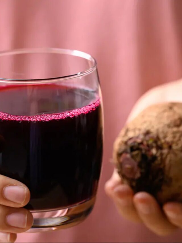 এই ৫ খাবারে শুদ্ধ হয় রক্ত, শরীর থেকে বেরিয়ে যায় বিষ