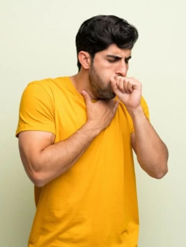 ঠান্ডা-গরমে ঘরে ঘরে শুকনো কাশি, কী করলে সারবে?