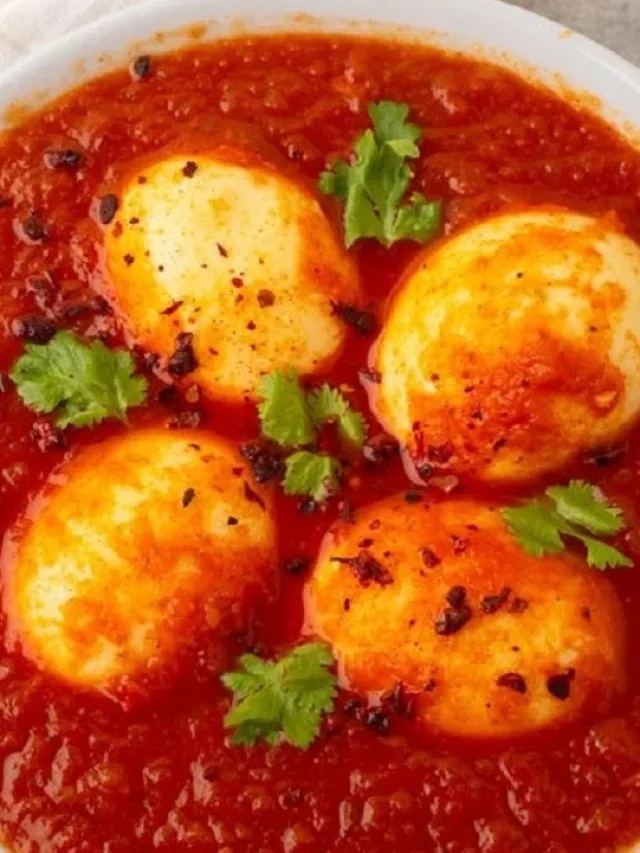 ১০ মিনিটেই রেডি 'ডিম্ভাত', ব্যাচেলরদের জন্য পারফেক্ট রেসিপি!