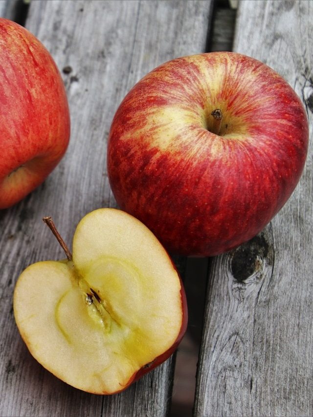 কোন আপেলটা মিষ্টি, দেখেই চিনুন এইভাবে