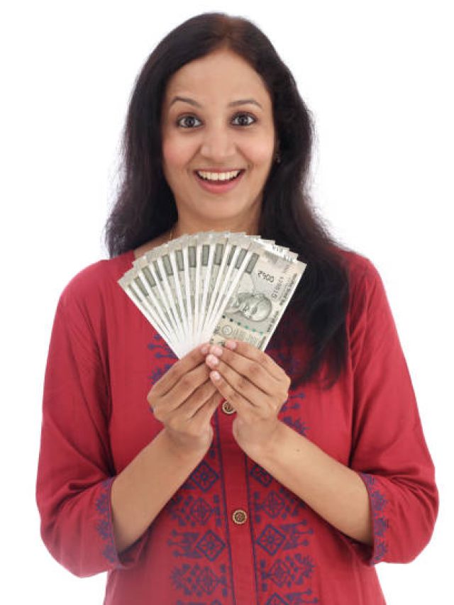 বাড়িতে এই ৪ জিনিস রাখলেই টাকা আসতে শুরু করে, ধনী হতে দেরি হয় না