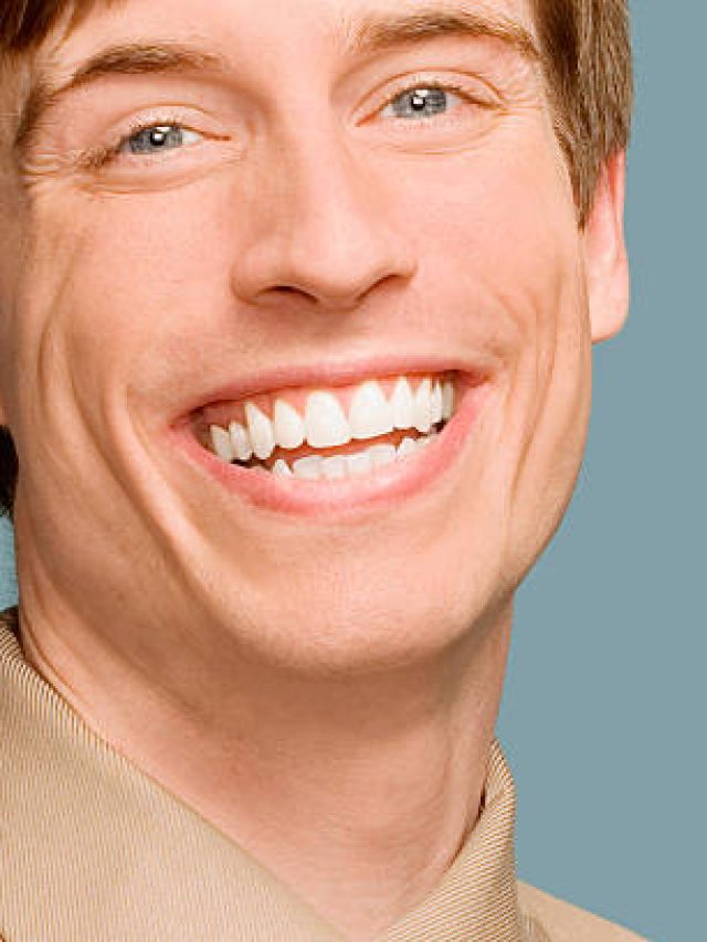 এরকম দাঁত থাকা মানুষরা খুবই লাকি, পকেট সবসময় টাকায় ভরে থাকে