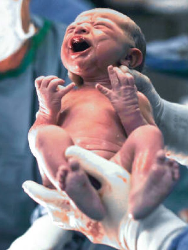 জন্মের পরই শিশু কেঁদে ওঠে, কেন জানেন?