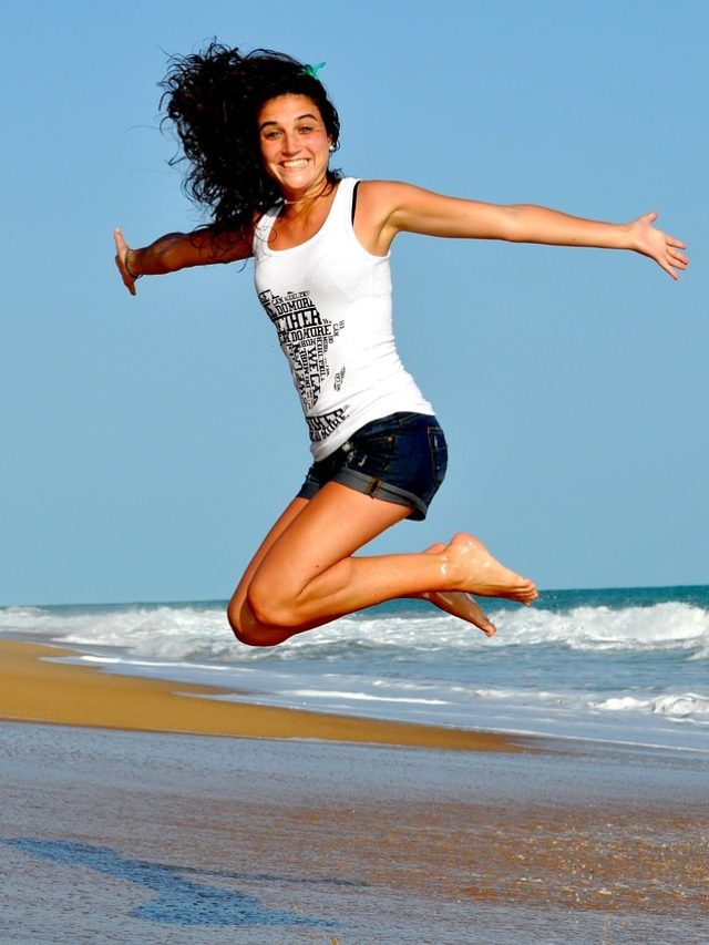 মালব্য রাজযোগ! মাসের শেষে সুসময় শুরু ৫ রাশির