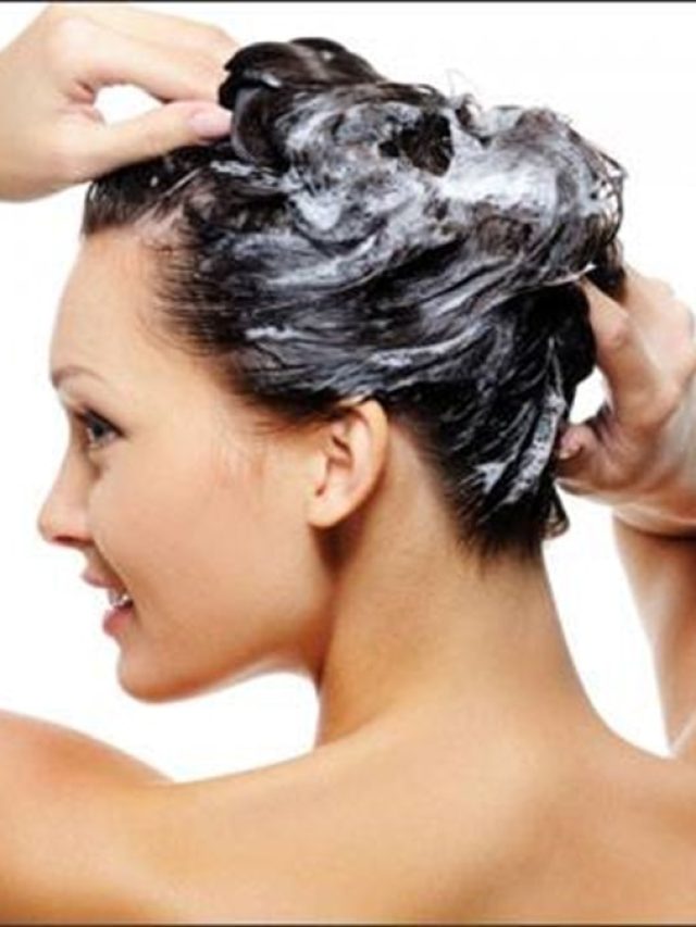 শ্যাম্পুর সঙ্গে চিনি মেশালেই হবে ম্যাজিক!