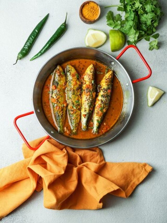 ৬ খাবার: ভুল করেও মাছের সঙ্গে খাবেন না