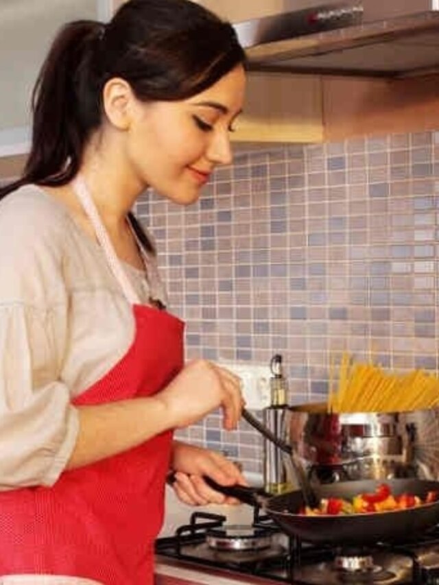 রান্নাঘরের এই ৫ জিনিসের কারণে আপনার ক্যানসার হতে পারে