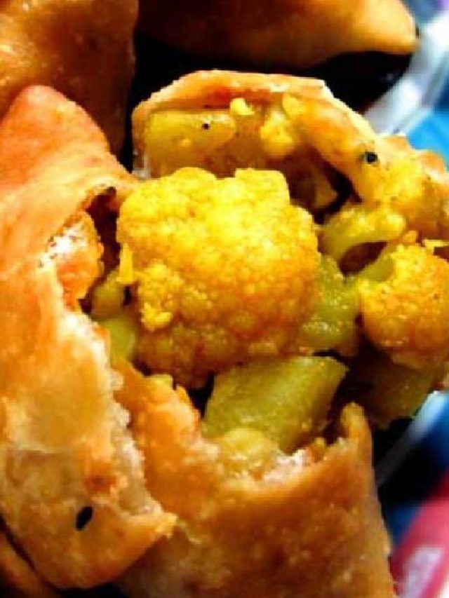 আসছে শীতের মরশুম, তার আগে শিখে নিন ফুলকপির সিঙারা, দেখুন রেসিপি