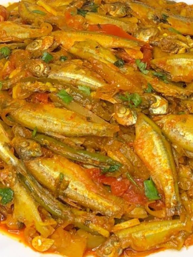 মৌরলা মাছের ঝাল এভাবে রাঁধলে হবে দারুণ টেস্টি, রইল রেসিপি