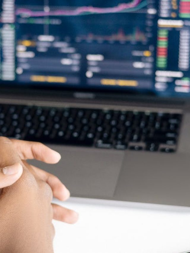 Stock recommendations for November 22, 2023: Garden Reach Shipbuilders, HCL Tech, HDFC Life and Airtel