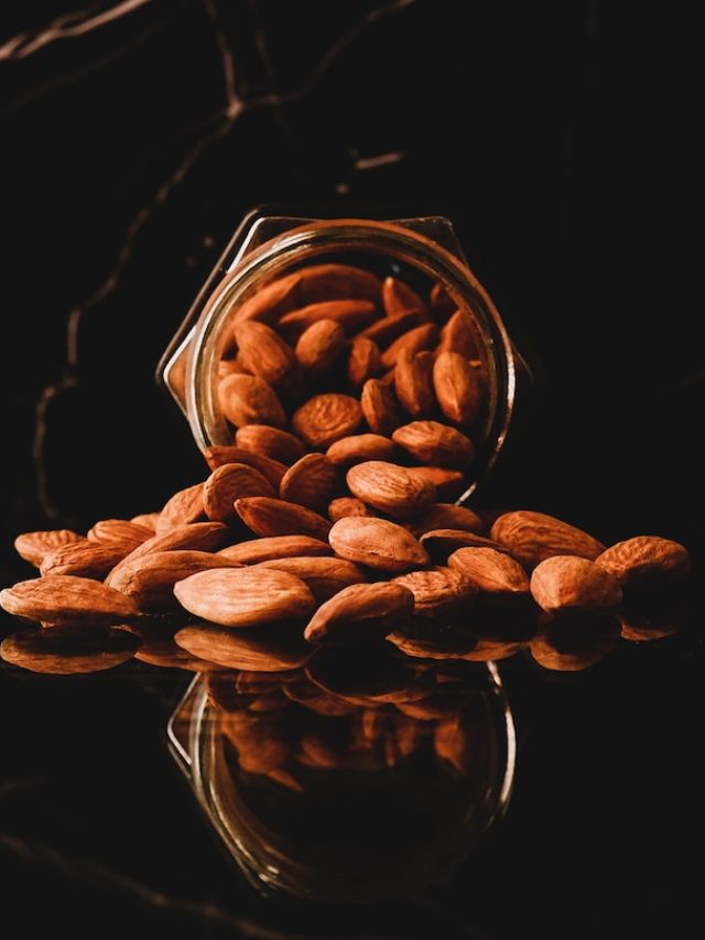 ওজন বাড়বে না,  দিনে কয়টি বাদাম খেতে পারেন?