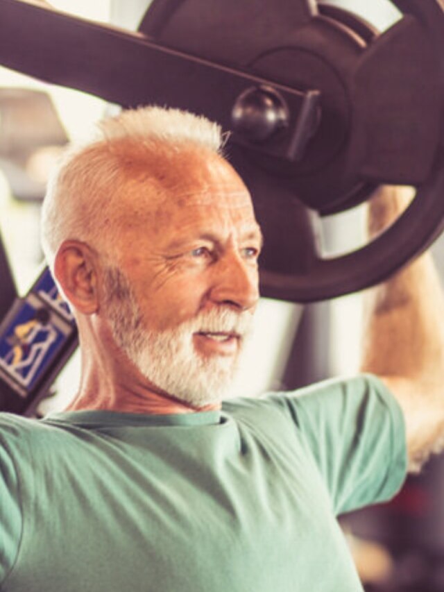 বুড়ো হলেও থাকবে গায়ের জোর ও স্ট্যামিনা, এখন থেকে খান ৫ খাবার