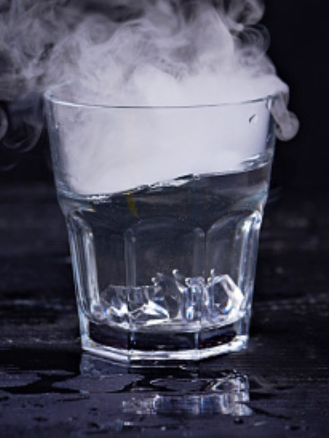 সকালে খালি পেটে গরম জল খেলে ভুঁড়ি কমে?