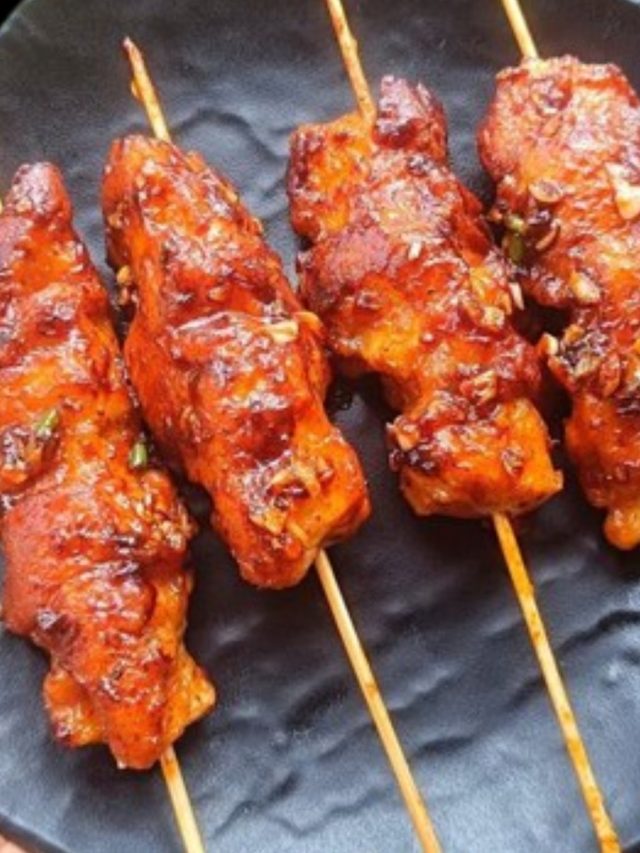 রেস্তঁরার মতো চিকেন স্যাটে বানান বাড়িতেই, রইল সহজ রেসিপি