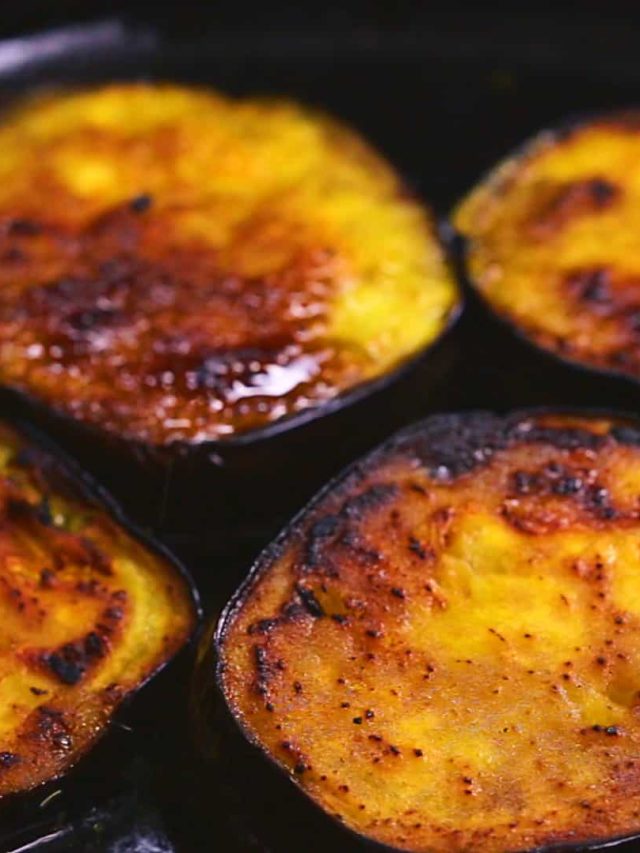 ১ চামচ তেলেই হবে বেগুন ভাজা, কায়দাটা জানুন