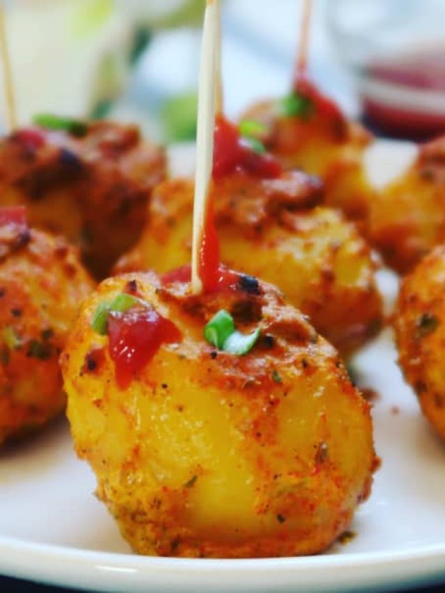 চিকেন নয়, আলু দিয়ে বানান সস্তার তন্দুরি বাড়িতেই