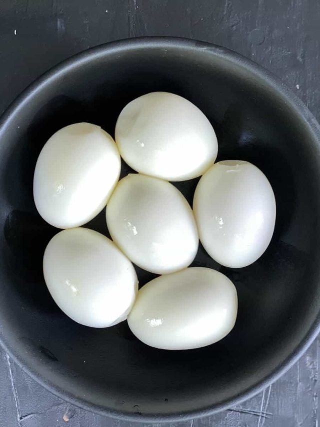 কীভাবে সেদ্ধ করলে একটুও ফাটবে না ডিম? জানুন