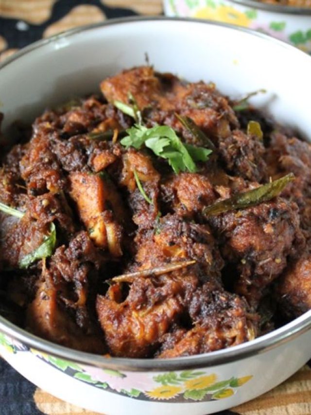 মশলাদার, ভাজা-ভাজা বোনলেস চিকেন কষার রেসিপি, দেখুন