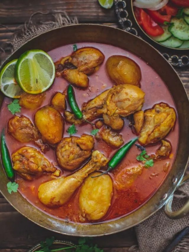 ওপার বাংলার বিখ্যাত রেসিপি, চুই  ঝাল দিয়ে রান্না করুন মুরগির মাংস