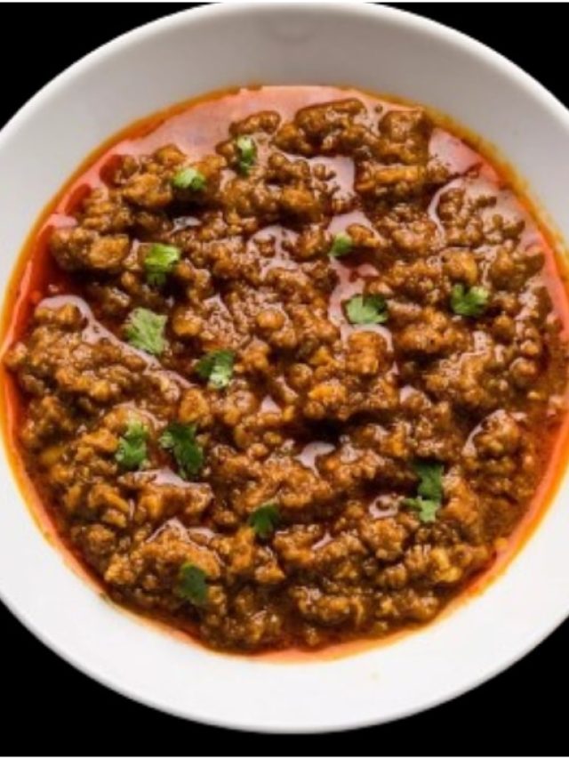 ডিনারে বানান জিভে জল আনা মাটন কিমা কারি, রইল রেসিপি
