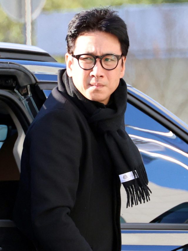 Actor of Oscar winning film 'Parasite' found dead in Seoul! All about Lee Sun-kyun's demise