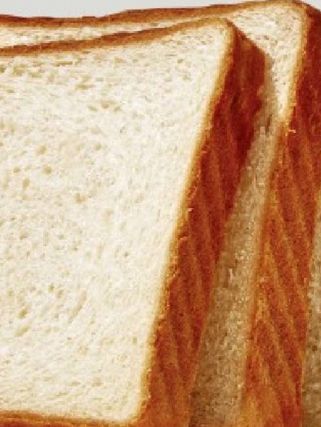 সাদা না বাদামি, কোন পাউরুটি খাওয়া ভাল?