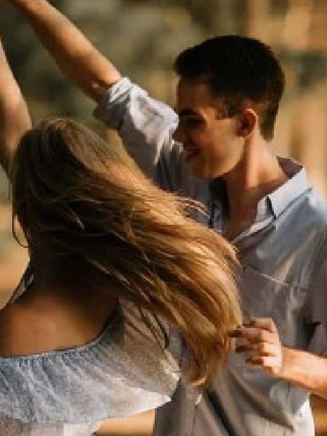 বেডরুমে এই জিনিস রাখলেই স্ত্রীর সঙ্গে  রোম্যান্স জমে ক্ষীর হবে