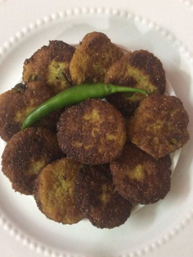 সব বড়া ভুলে যাবেন, শুধু একবার এভাবে বানান তিলের বড়া