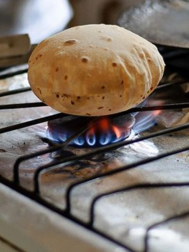 গ্যাসে সরাসরি রুটি সেঁকছেন? হতে পারে ক্যান্সার