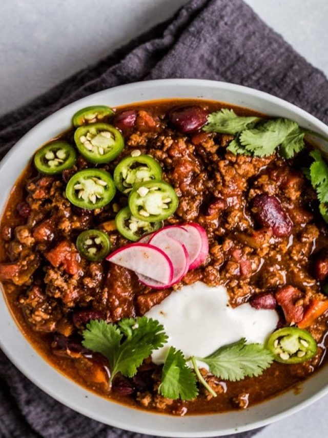 রান্নায় বেশি ঝাল হলে কীভাবে সমাধান সম্ভব? টোটকা জেনে নিন