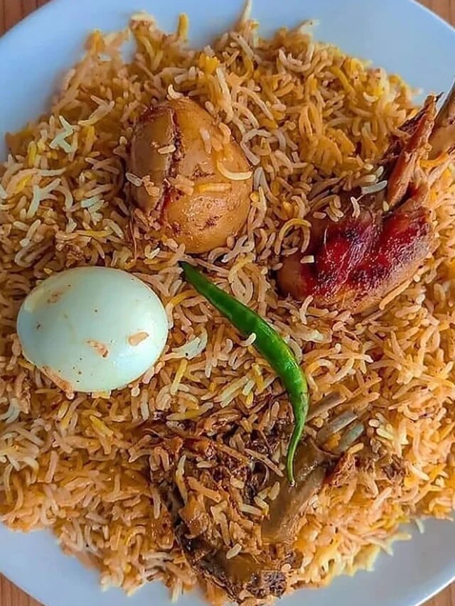 বিরিয়ানি খাওয়ার এত উপকারিতা! কী কী জেনে নিন