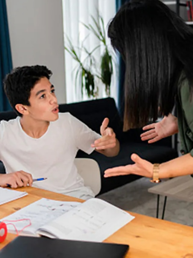 মুখে মুখে তর্ক করে সন্তান? না চেঁচিয়ে সিধে করুন এই ৫ উপায়ে