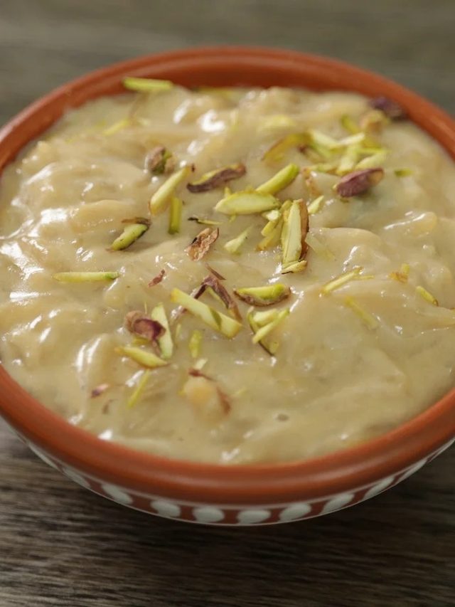 মাত্র ৫ মিনিটে তৈরি হয় এই পিঠে, শিখে রাখুন