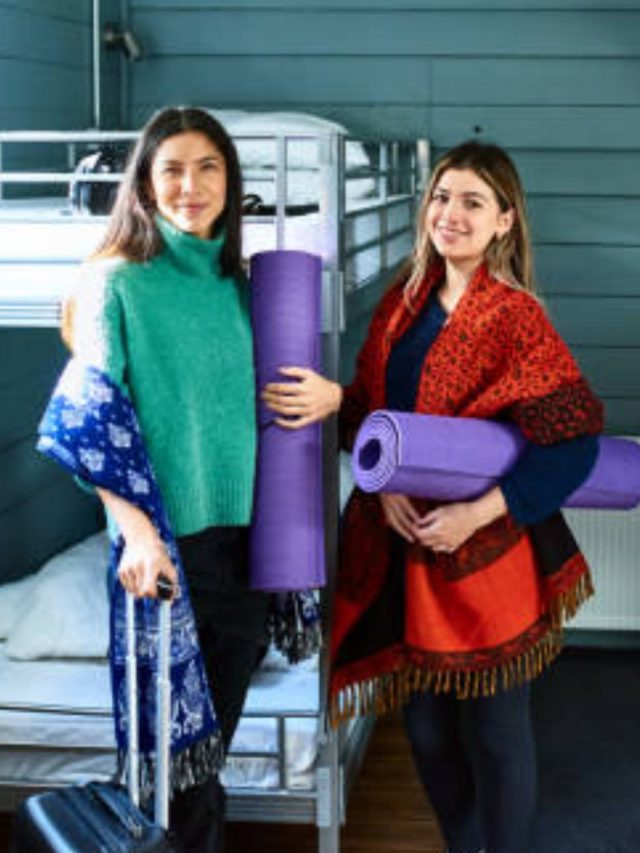 লেডিস হস্টেলে এসব হয়! জানলে মাথা ঘুরে যাবে