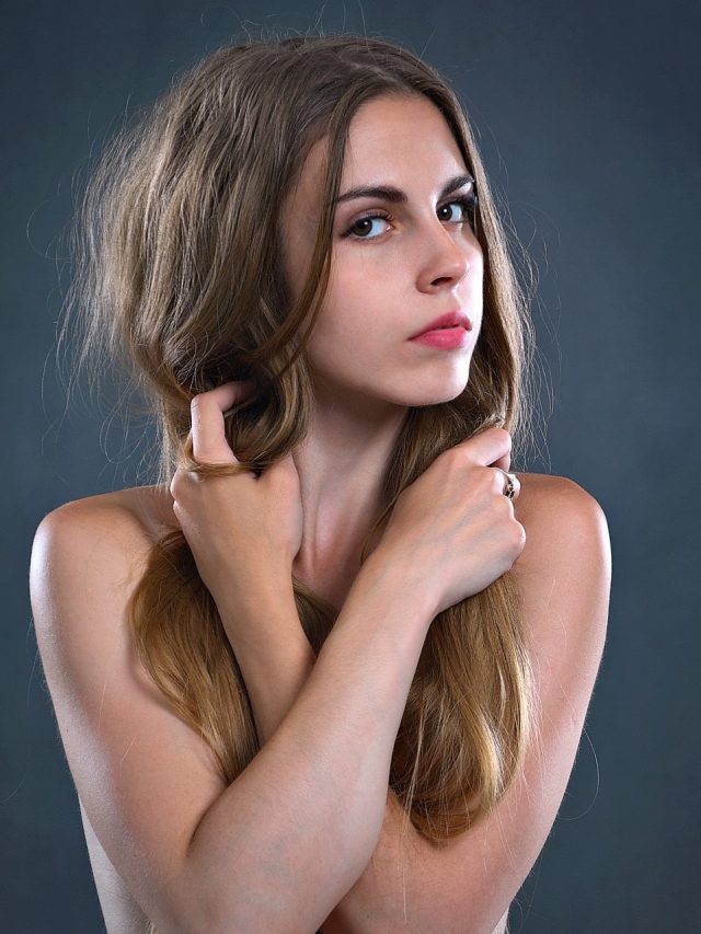 কিছুতেই চুল বাড়ে না? এই মাস্ক লাগালে চোখের পলকেই লম্বা হবে