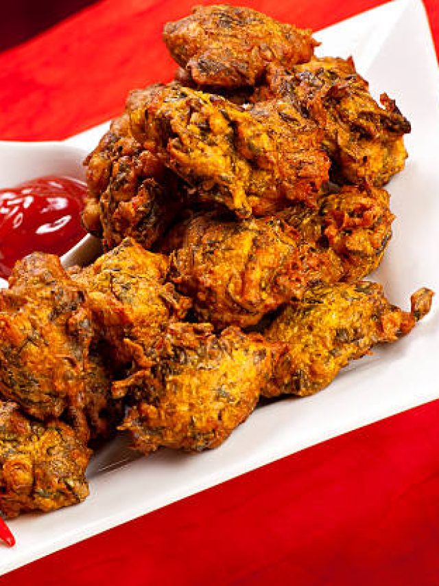 চায়ের সঙ্গে জমবে আলু-মুলো-গাজরের পকোড়া, রইল রেসিপি